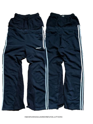 nvr sweatpants flare custom - @newvanguardrevolution  1-of-1 sweatpants. Handmade in Stockholm from reclaimed materials. No restocks. No repeats. Available on Vinted & Plick, or via Instagram DMs.  Measurements Waist (A): 30cm/stretches to ~45cm Thigh (B): 28cm Leg Opening (C): 24cm Inseam (D): 116cm Outseam (E): 78cm