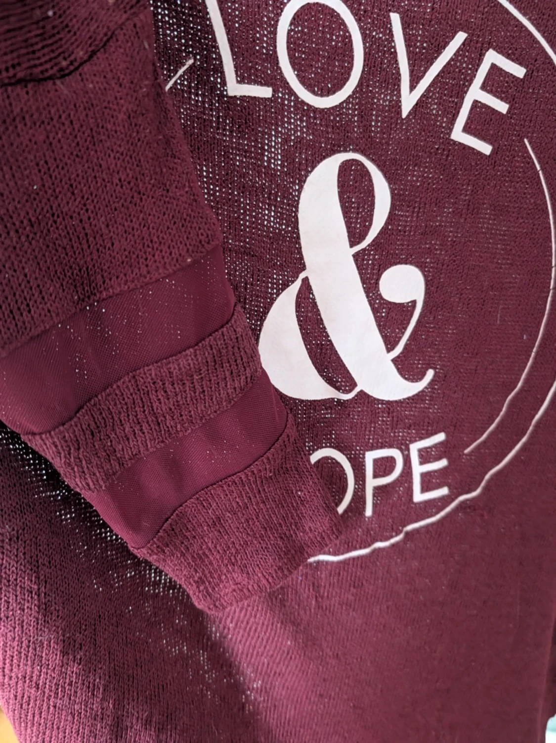 Vinröd topp med tryck från H&M - 3