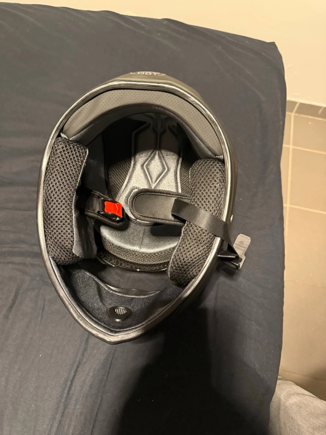 Svart integralhjälm från DAYU - 1