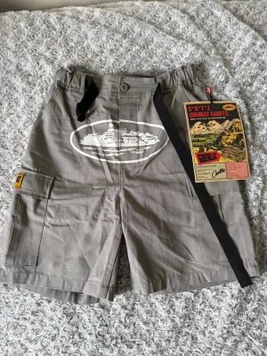 gråa cortiez shorts  - cortiez shorts 