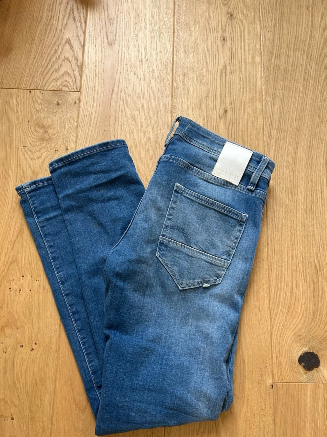 Blå slim fit jeans från Jack & Jones - 2