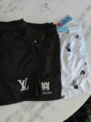 Helt nya 3 st badshorts  - Paket pris