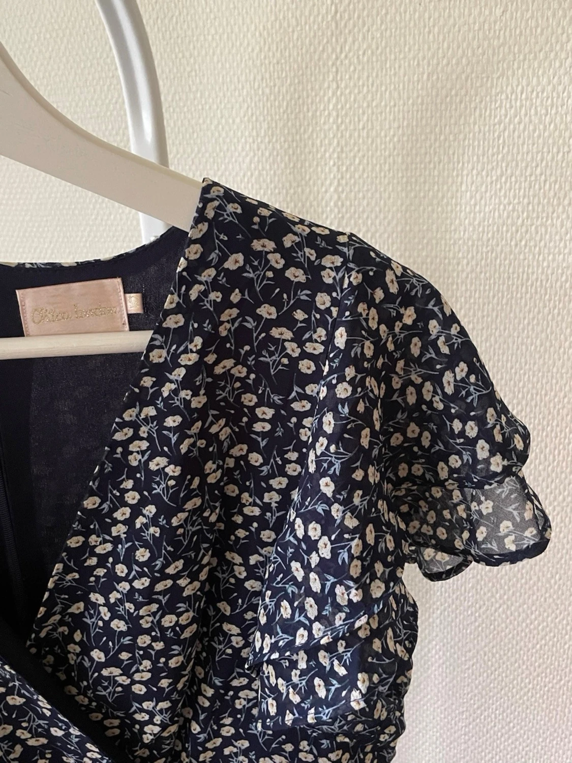 Blommig blå klänning från Gina Tricot - 3