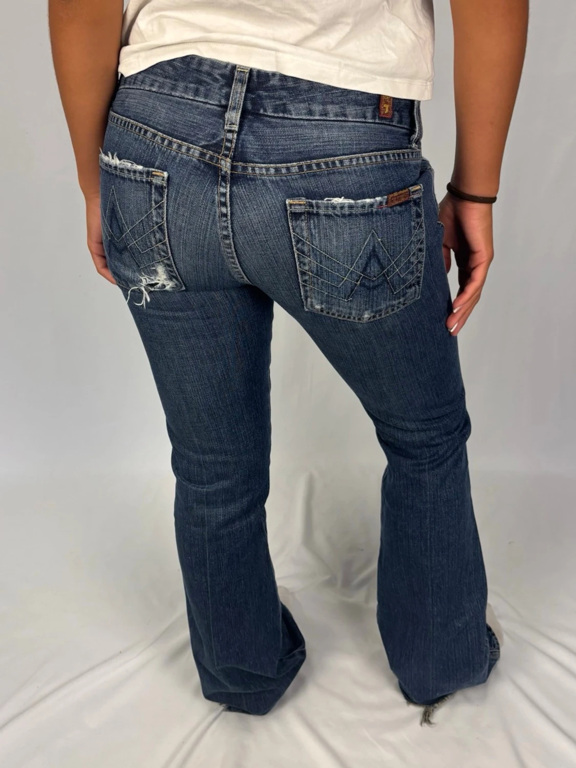 Superfina lågmidjade bootcut jeans - 2