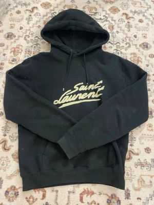 Authentic ysl hoodie - Size S fit S, good cond! 