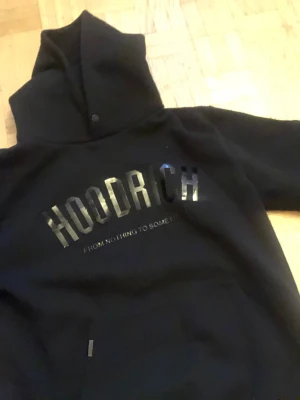Hoodrich hoodie - Helt ny oanvänd säljer för den var för liten för mig. Först till kvarn som gäller!