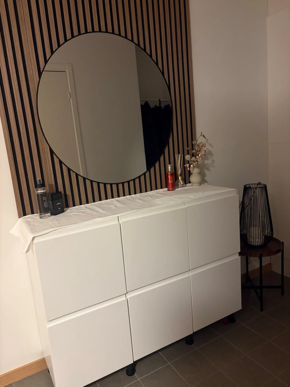 Vit byrå med sex lådor - 2