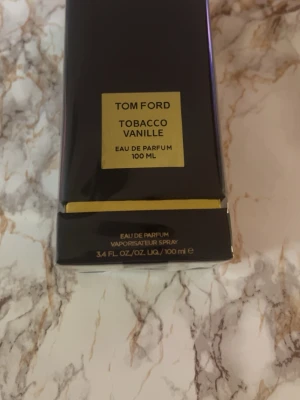 Tom Ford tobacco vanille 100ml - Helt ny och oöppnad 100% äkta köpt från Tyskland kvitto finns priset går att diskutera 