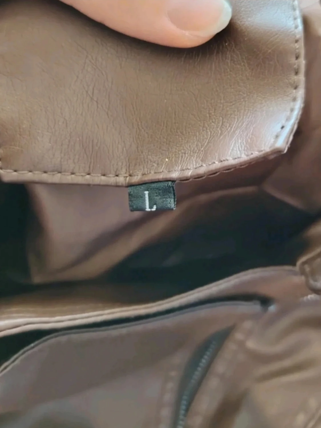 Brun skinnjacka med dragkedjor☀️ fauxläder👋🏻  - 3