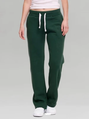 russemerch  - Säljer gröna russemerch mjukisbyxor i S. Dom har en liten fläck på ett av benen (fråga för bild)😊