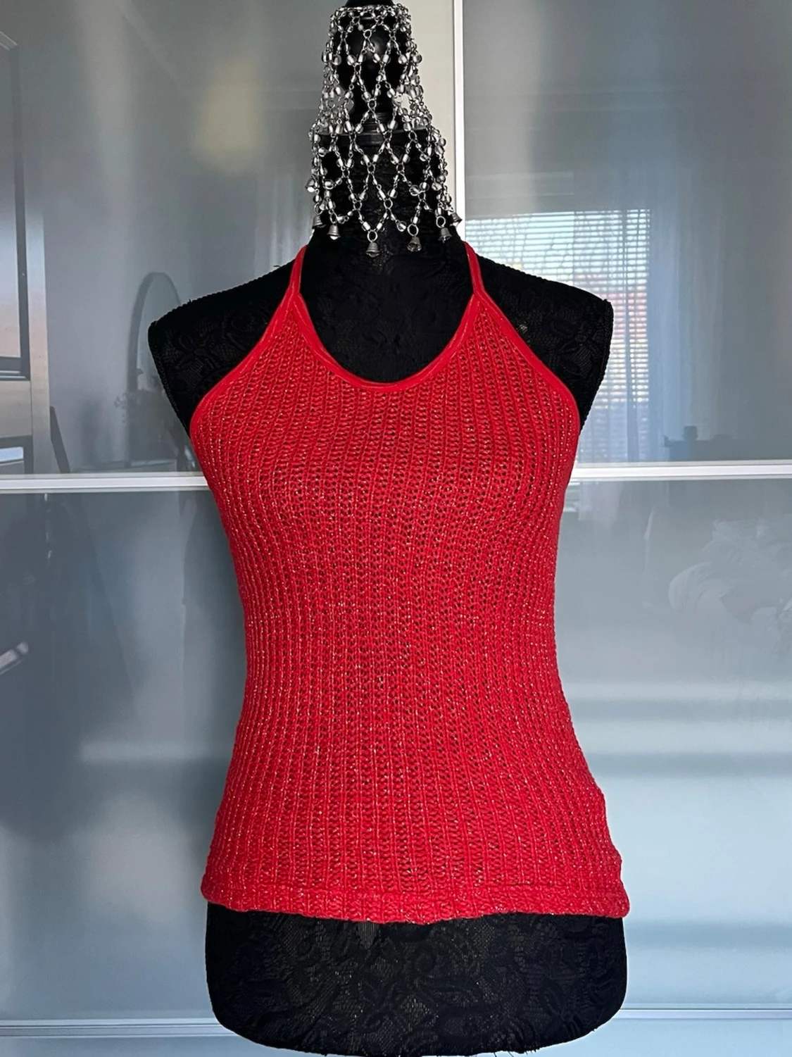 Röd glittrig halterneck