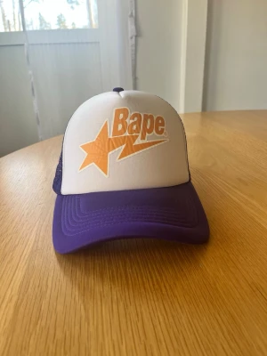 Bape keps - Köpt begagnat. Inte min stil längre. Pris kan diskuteras! 