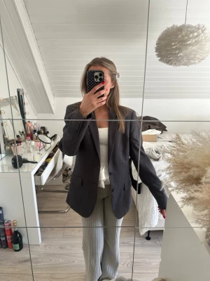 Randig kavaj HM - Aldrig använd,  HM, randig kavaj 