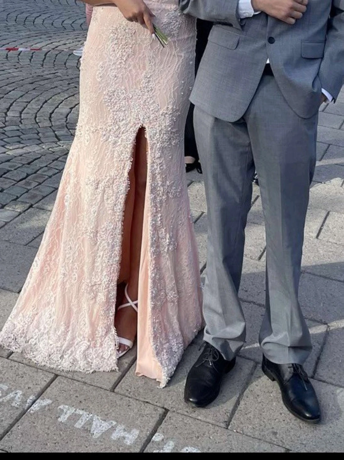 Balklänning i puderrosa/spets – slits framtill – Xs-M - 1