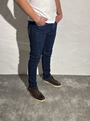 Replay jeans  - Ett par snygga jeans från Replay i storlek W32 L30 i modellen  