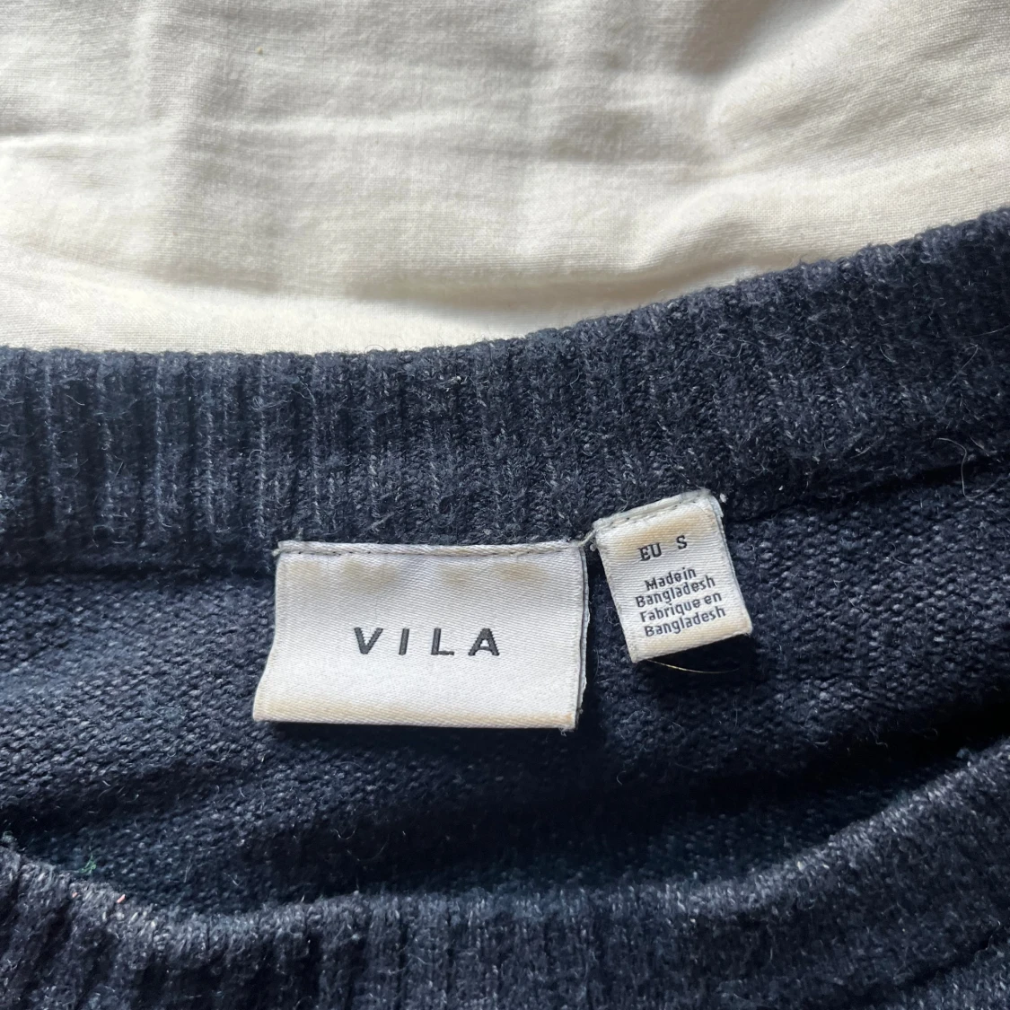 Mörkblå stickad tröja VILA - 2