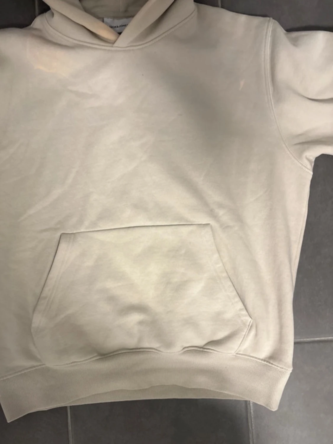 Beige hoodie med magficka - 3