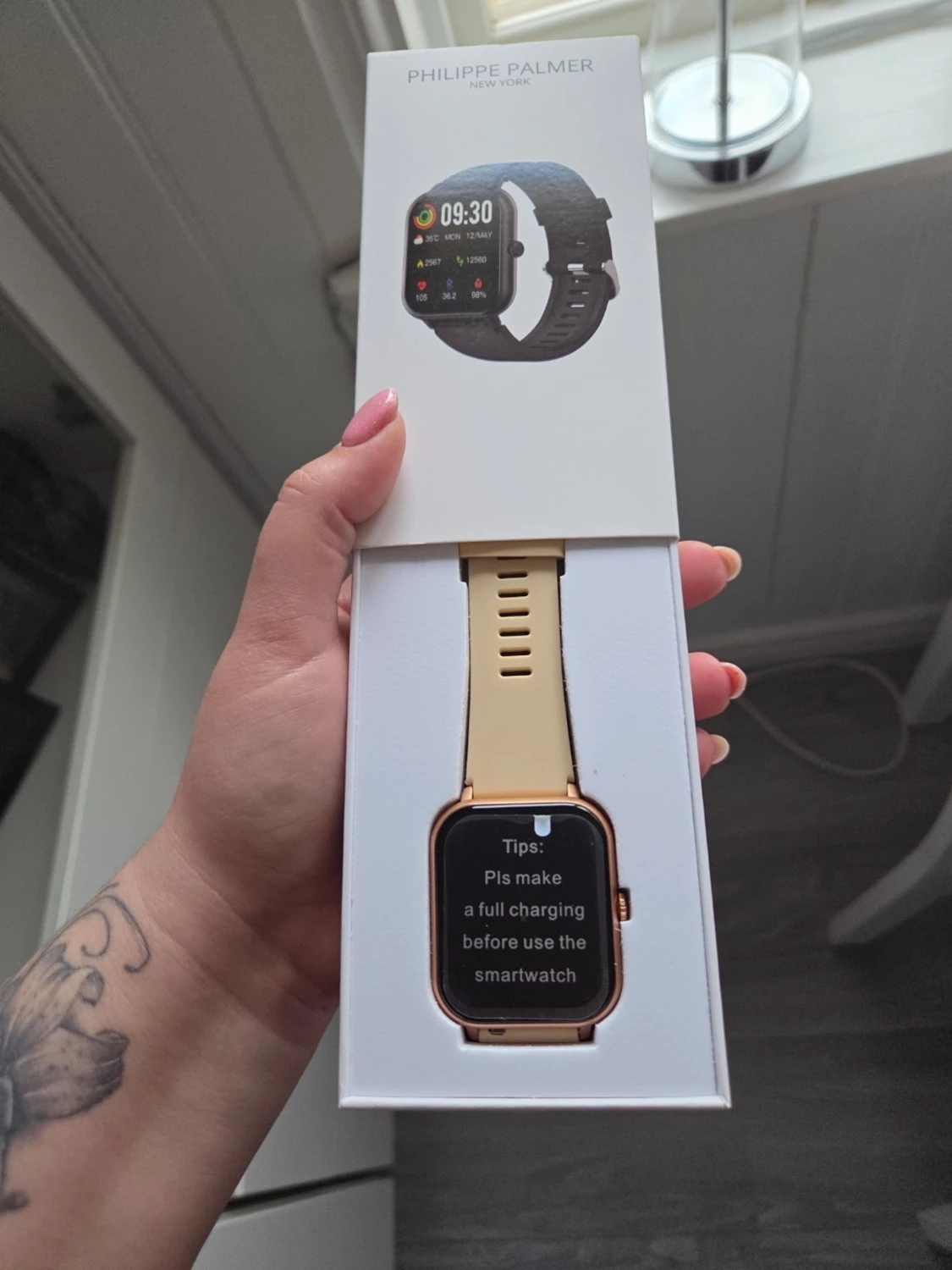 Beige smartklocka med silikonarmband - 2