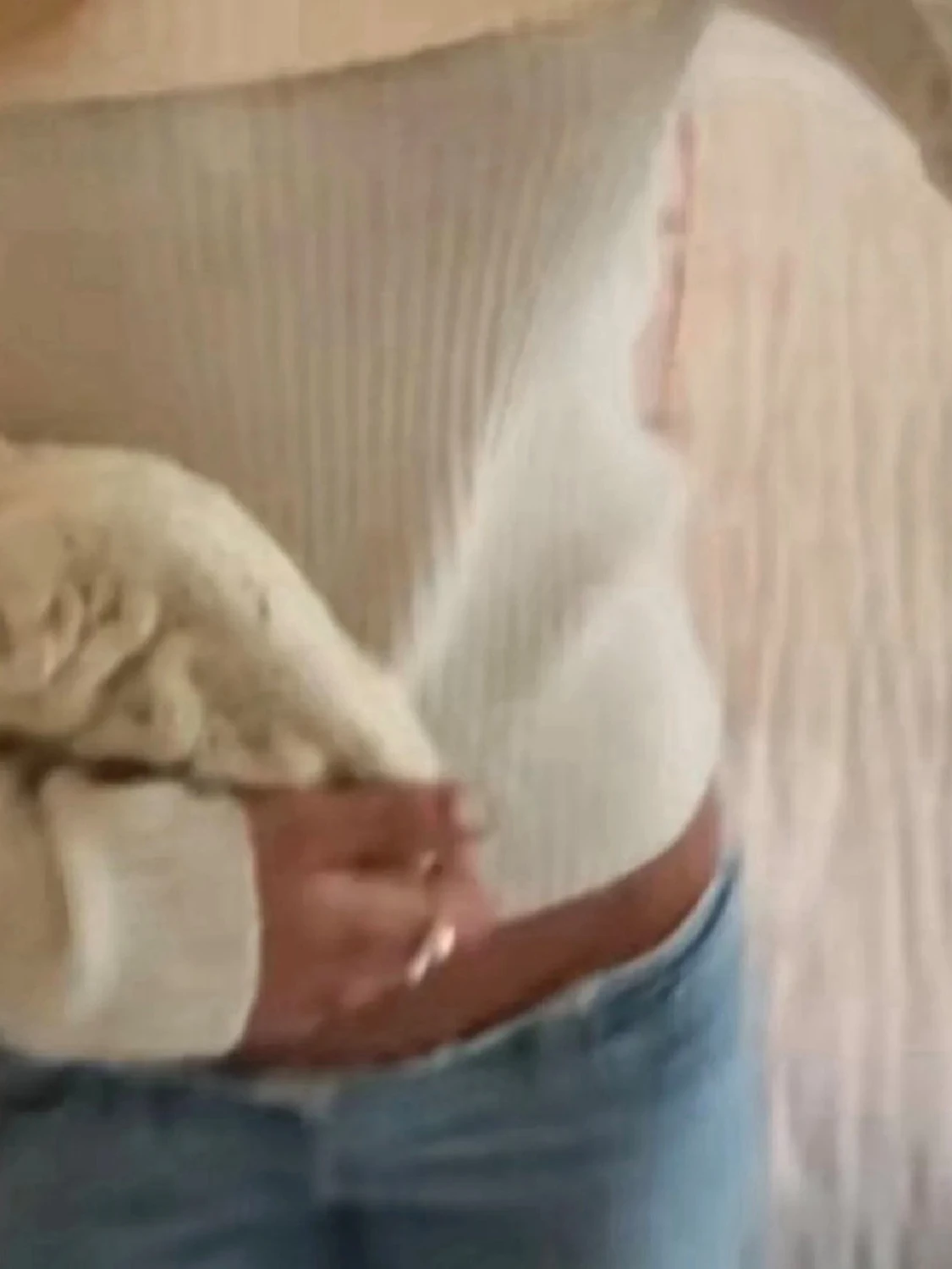 Beige stickad cluch väska - 2