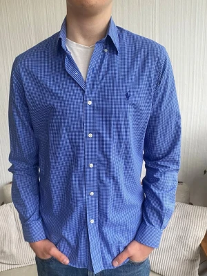 Ralph Lauren  - Snygg Ralph lauren skjorta i mycket bra skick