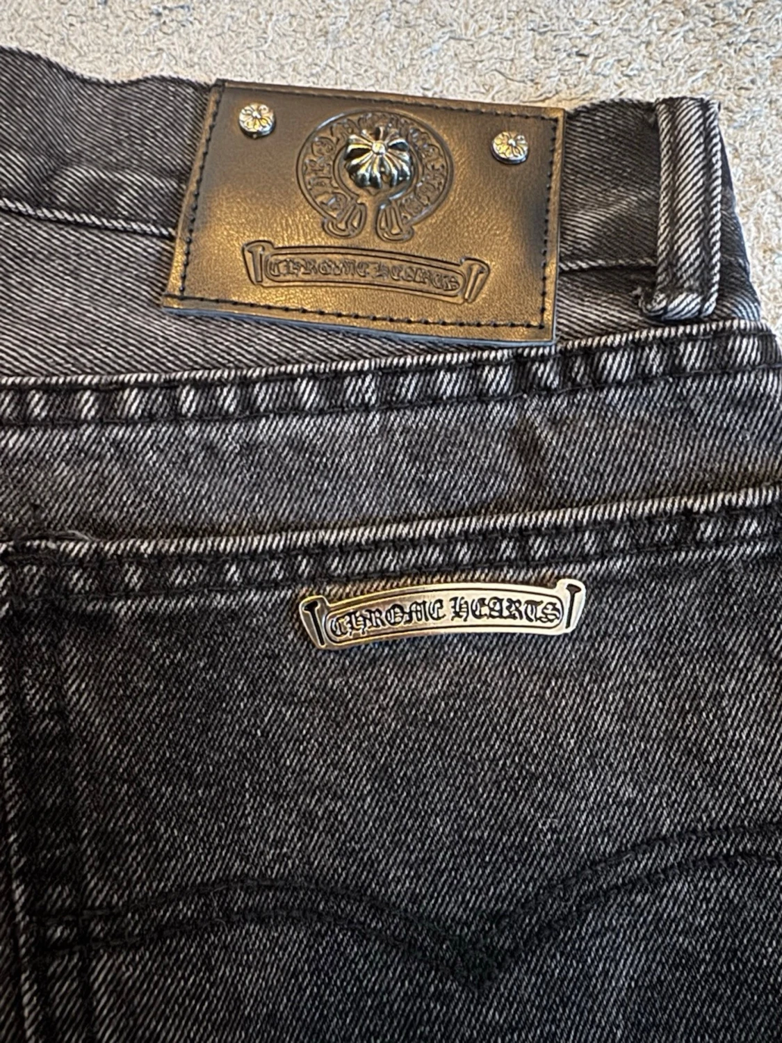 Svarta Chrome Hearts shorts - 5