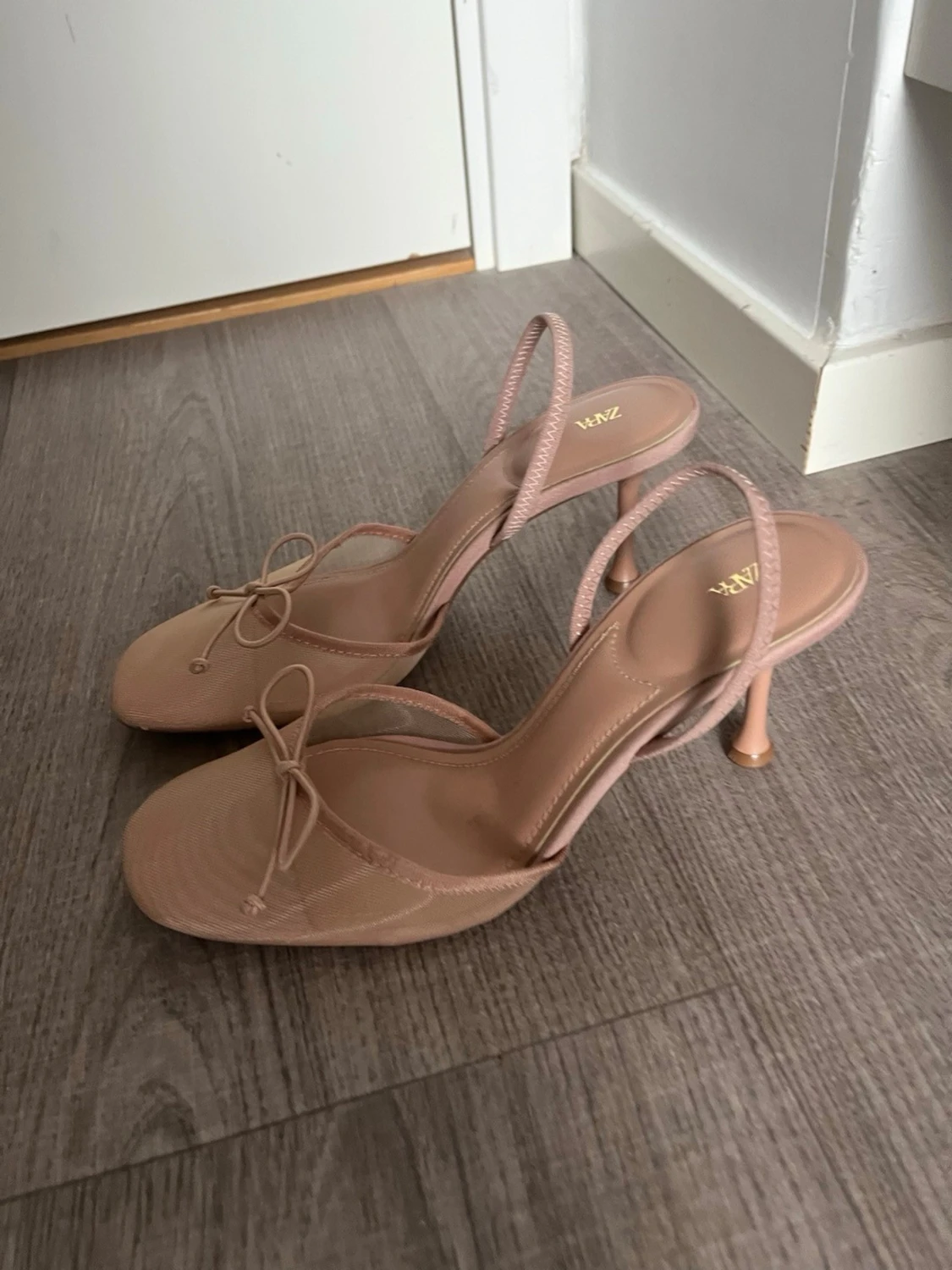 Beige ballerinaskor från Zara - 2