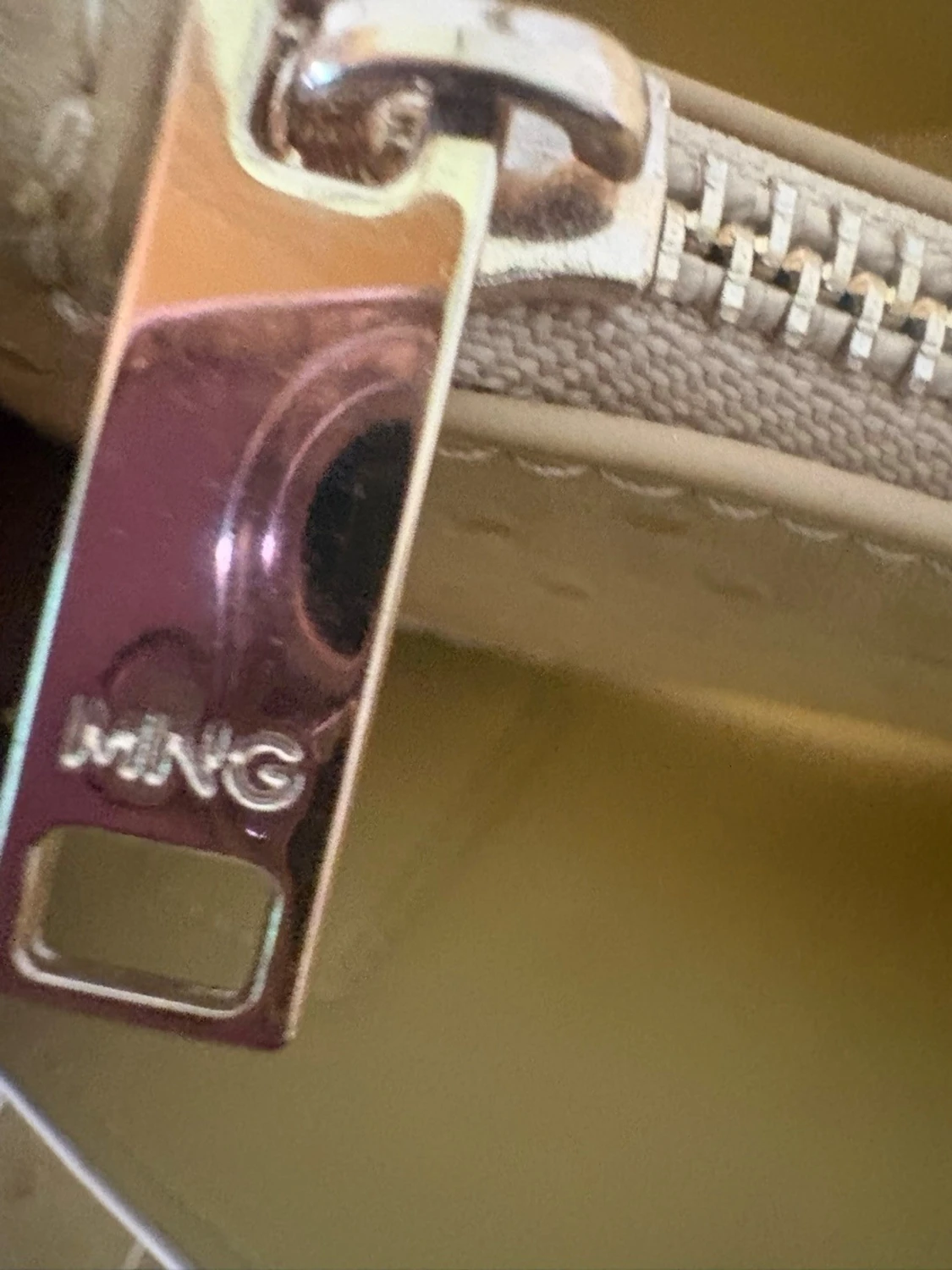 Beige handväska med struktur - 6