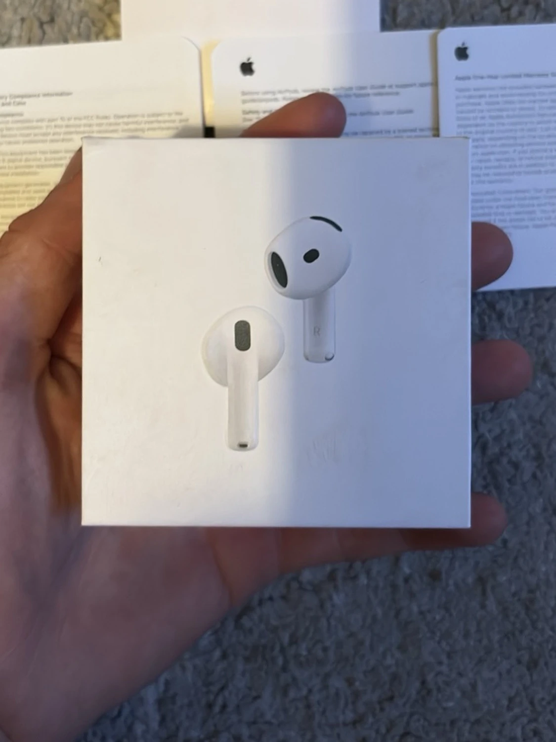 Apple AirPods med laddningsetui active noise cancellation - 5