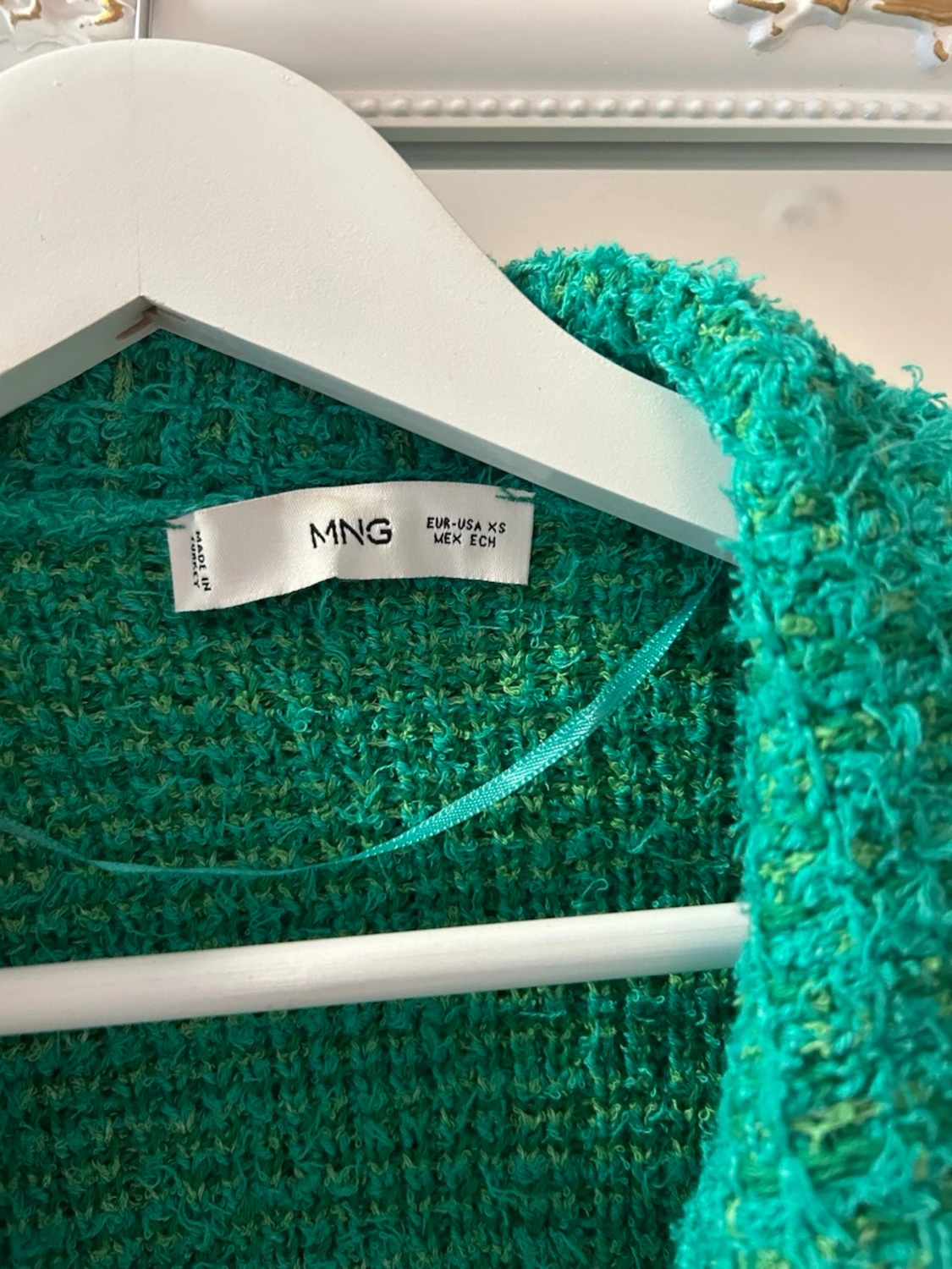 Grön bouclékofta från MNG - 1