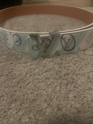 Bälte herr - Bälte her 110 cm långt. Rikgit najs. 