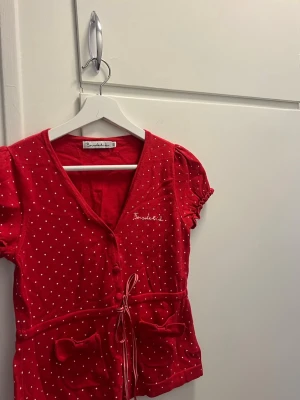 Prickig topp - Söt topp från Bondelid ❤️