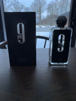 Afnan 9PM Eau de Parfum 100ml - Inget sampel här, hela parfymen är din. Mer än 60 ml kvar.