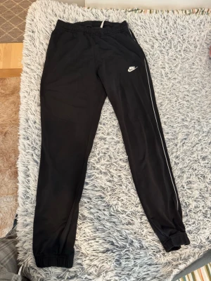 Nike  - Bra skick storlek M se sista pris 
