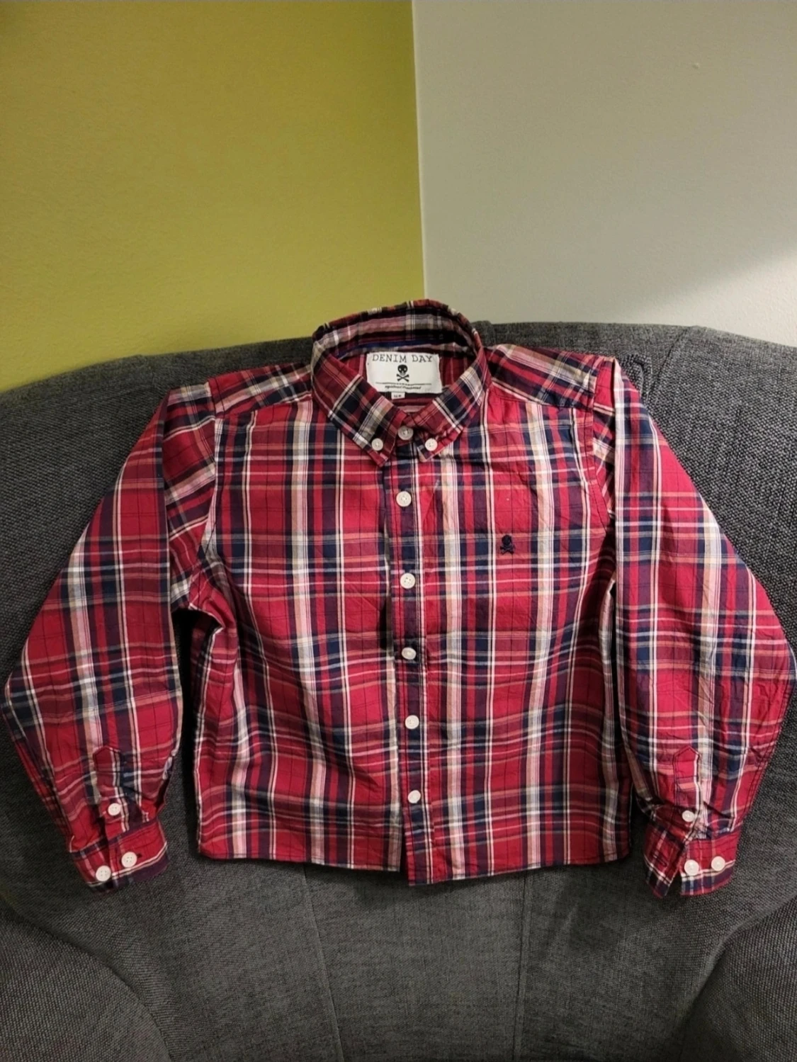 Röd rutig skjorta från Denim Day 128 - 1