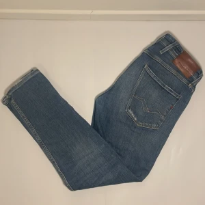 Replay anbass jeans - Märke: Replay  | Skick:  10/10 | Modell: Anbass  |  Storlek: W31 L30 | inga defekter 