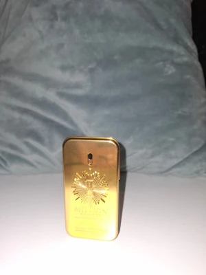 Paco rabanne one million parfum  - Söker byten eller lägg bud. Ca hälften kvar 