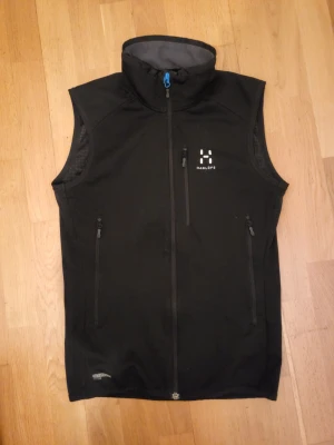 Svart funktionsväst från Haglöfs - Fint skick storlek S 