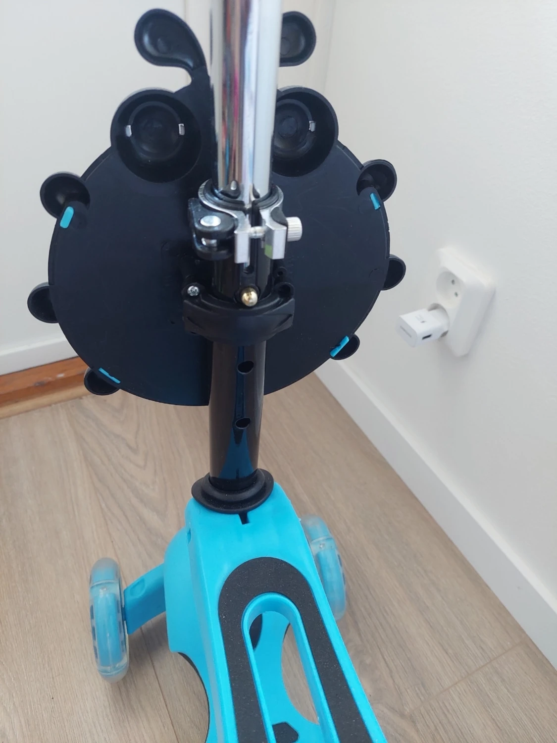 Blå sparkcykel med djurmotiv - 3
