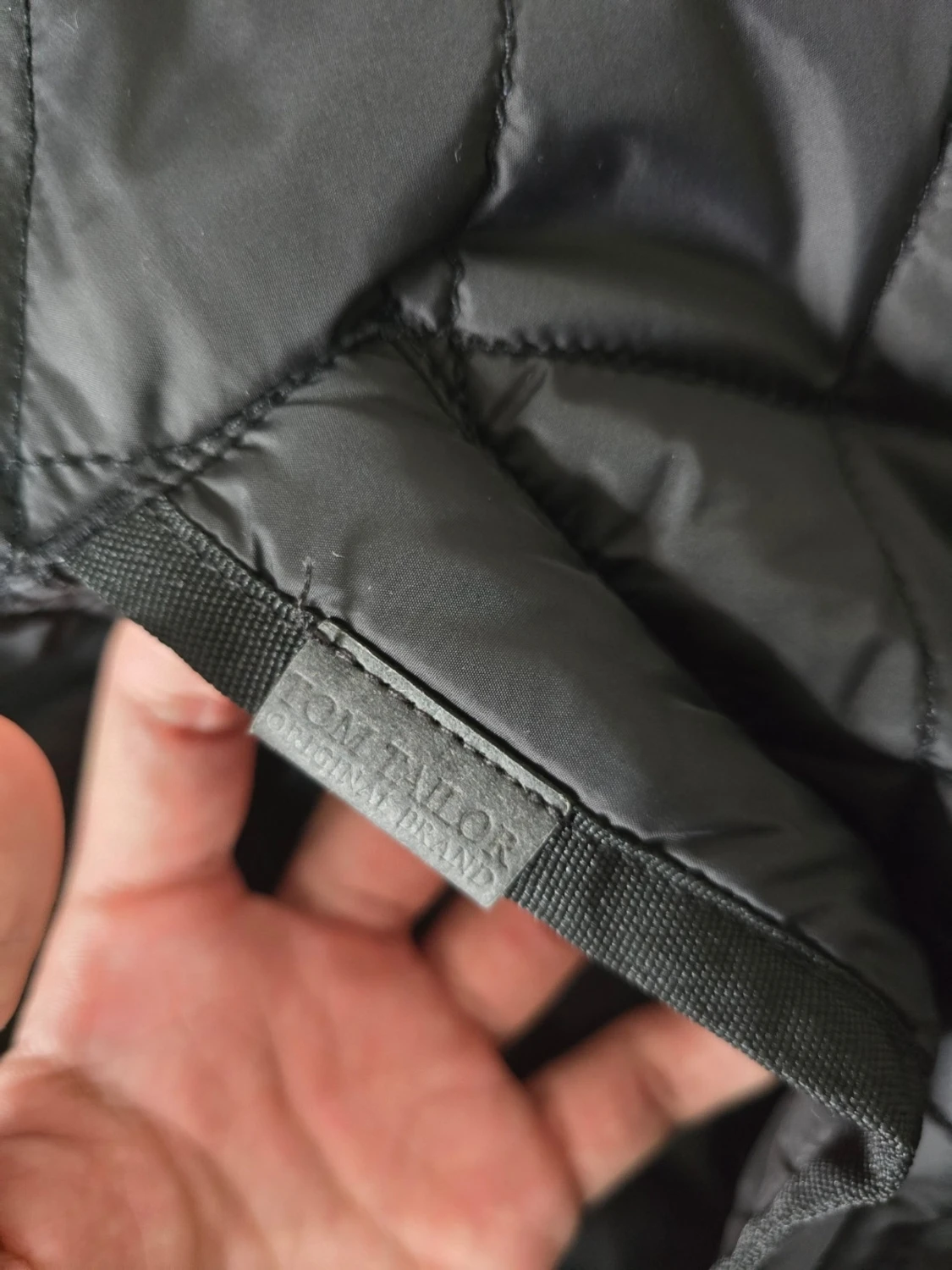 Svart quiltad jacka från Tom Tailor - 2