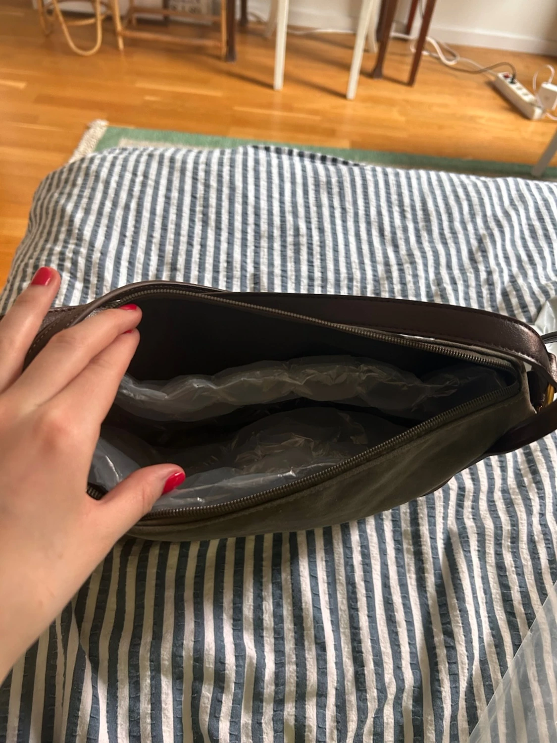 Grön helt ny  axelväska från Cider - 4