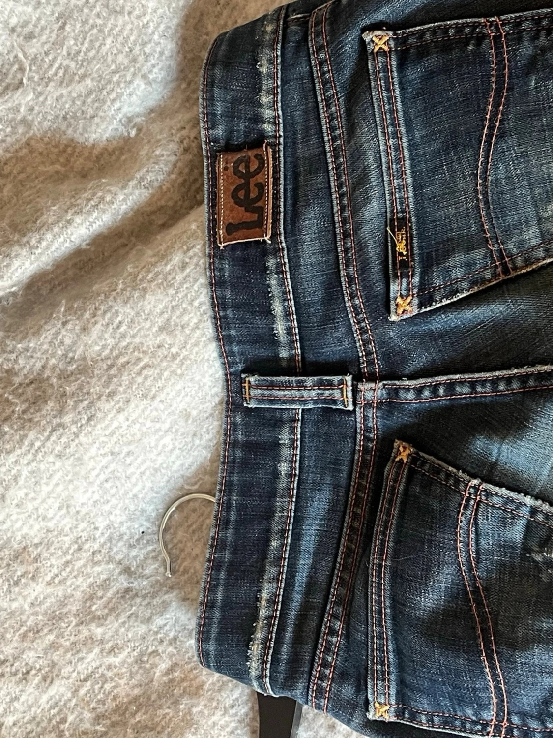 Mörkblå bootcut lowwaist jeans från Lee - 1