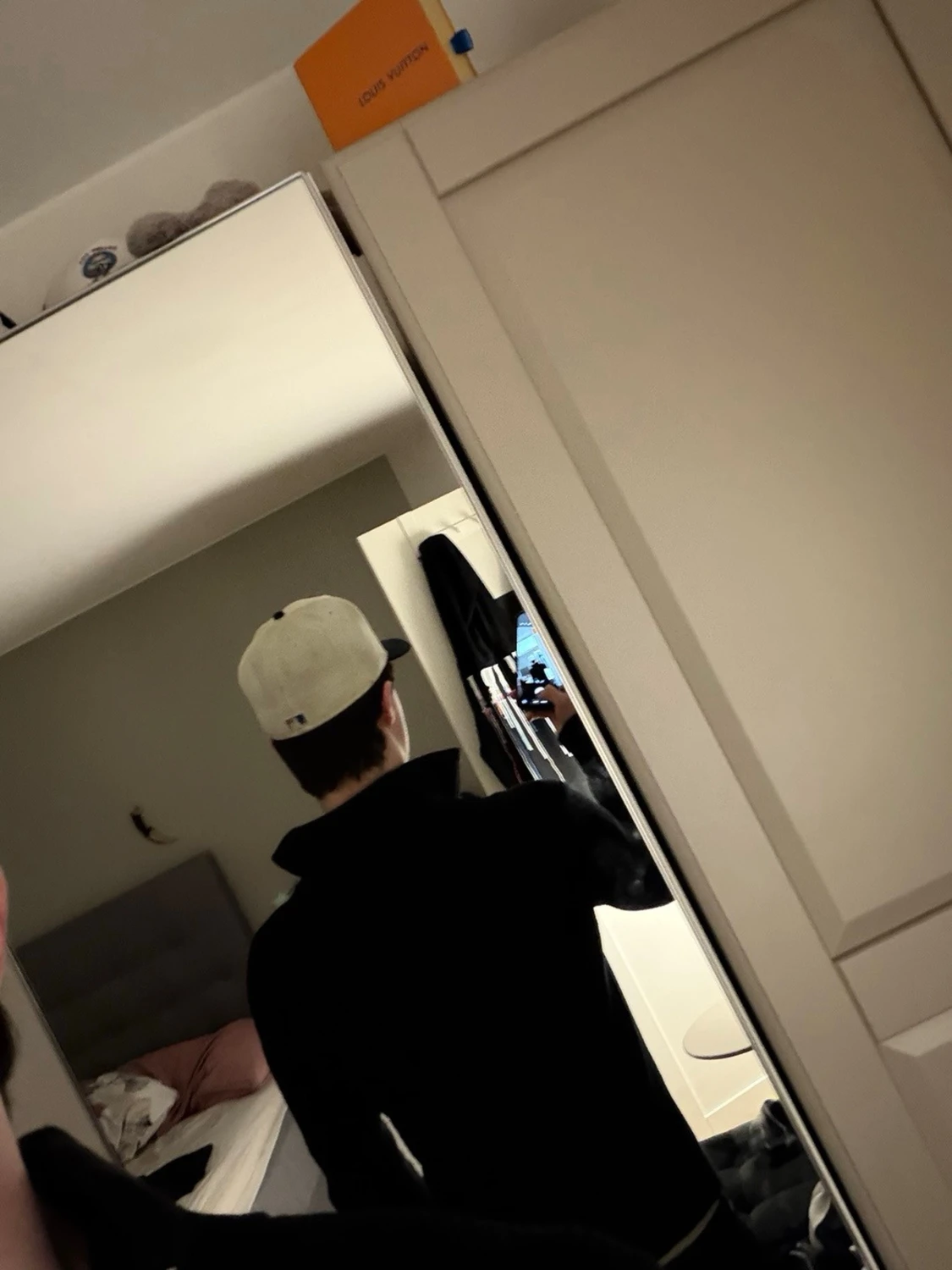 Svart ziptröja med krage - 2