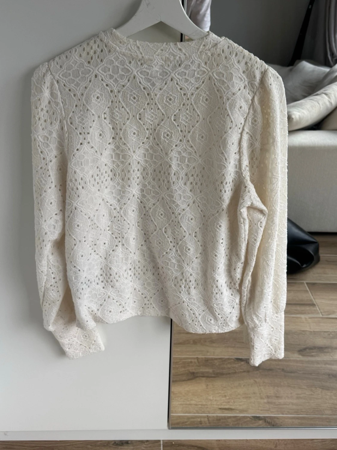 Blus  - 1