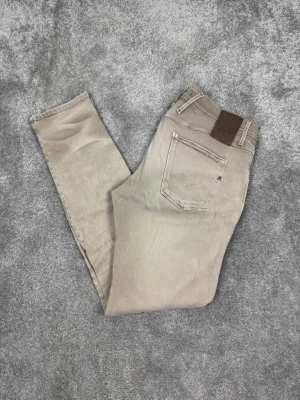 Replay jeans  - Ett par riktigt snygga jeans från Replay i storlek W34 L32 i modellen Anbbas Hyperflex 