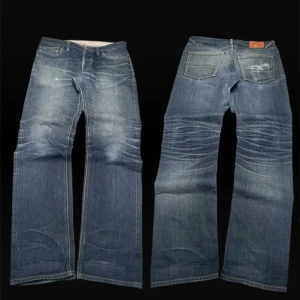 *RARE* Hiut Denim Co Selvage Jeans - Selling a very rare pair of limited edition selvedge run denim with unique owl patch from Hiut Denim Co. Brand new price is around ~ 450€+ but these are exclusive and arent sold anymore Perfect fit and great condition Jeans feature factory repairs made by a grandmaster in the Hiut store. Beautiful color and unique detailing Measurments: Full length 109cm Waist 42cm Leg opening 20cm