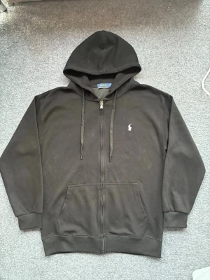 Polo zip - Polo zip L passar som M