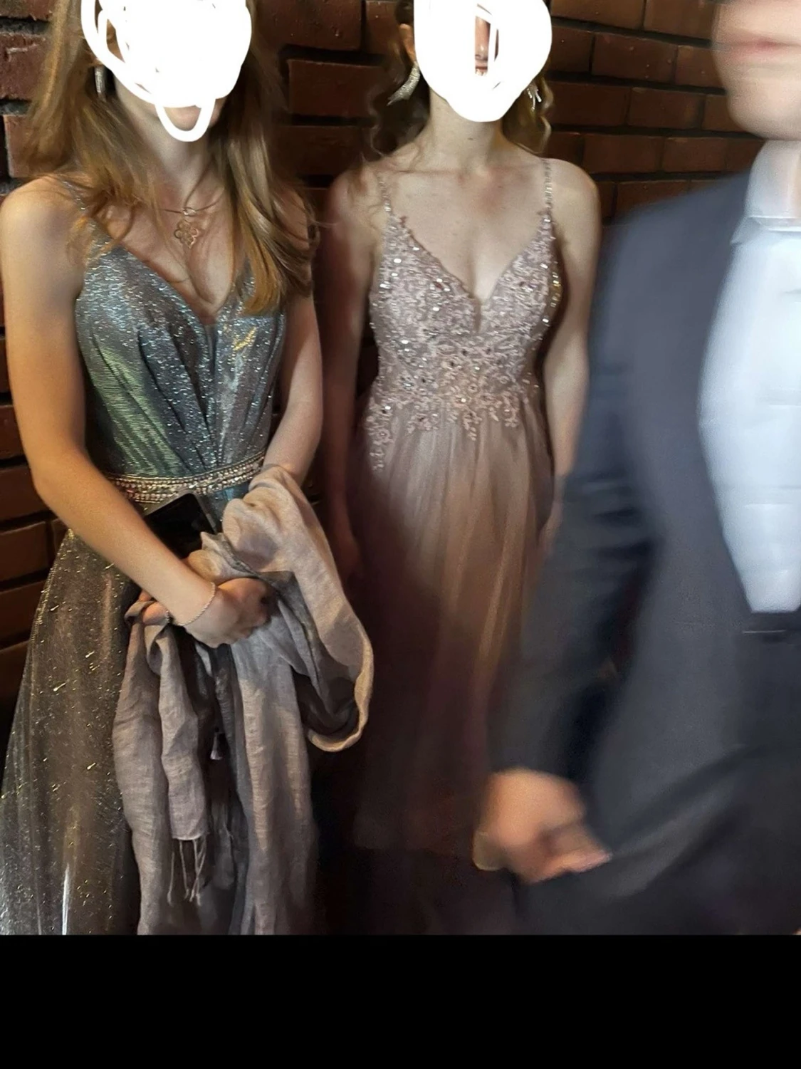 Silvrig balklänning  - 1