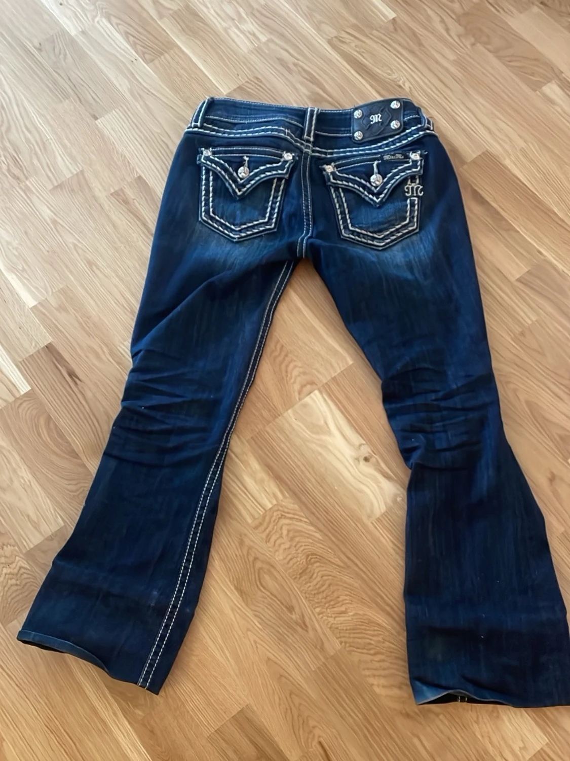 Y2K Miss Me mörkblå jeans med detaljer - 3