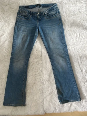 LTB Valerie low waist Jeans - Väldigt fina jeans från LTB