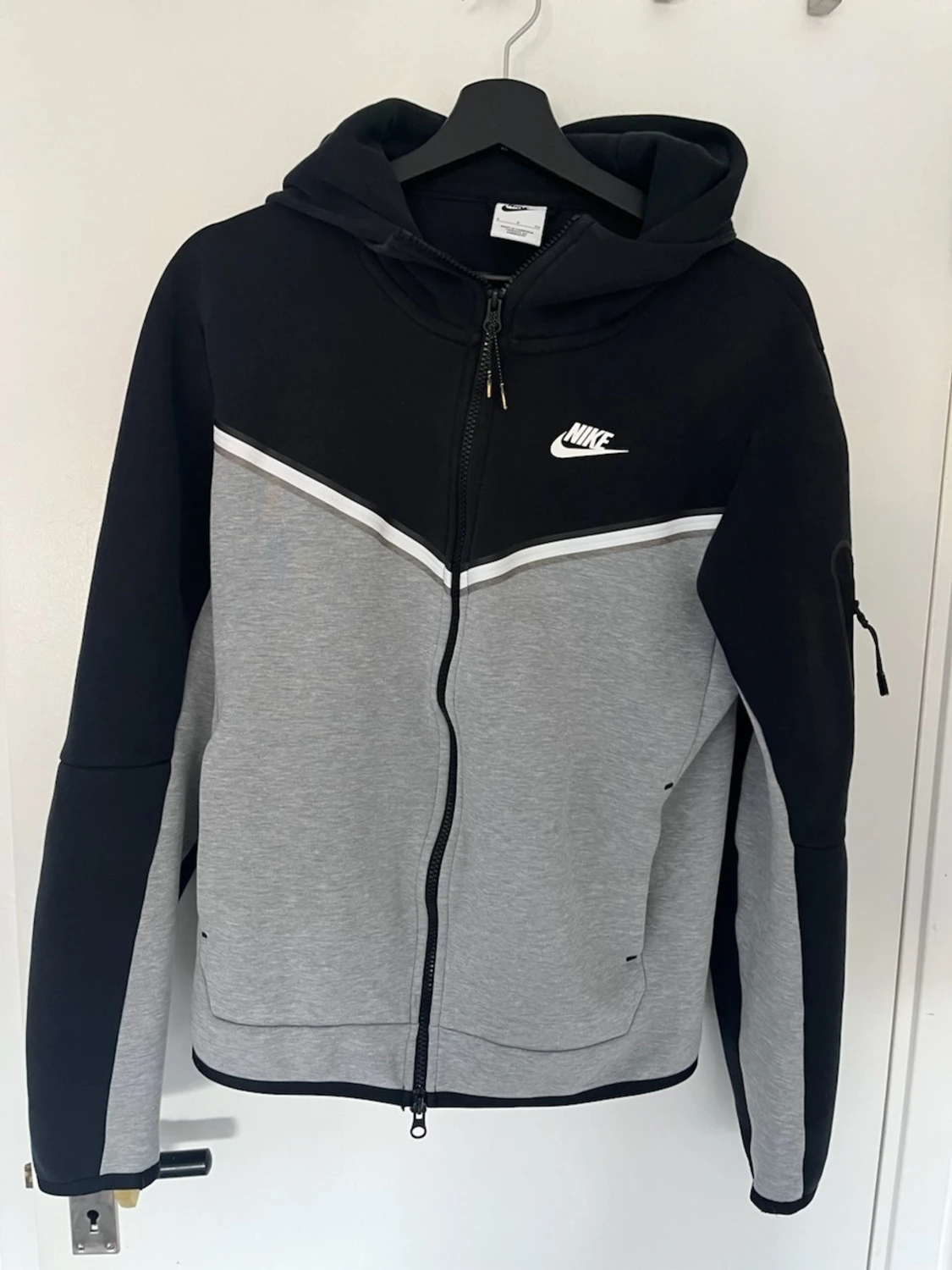 Nike tech 